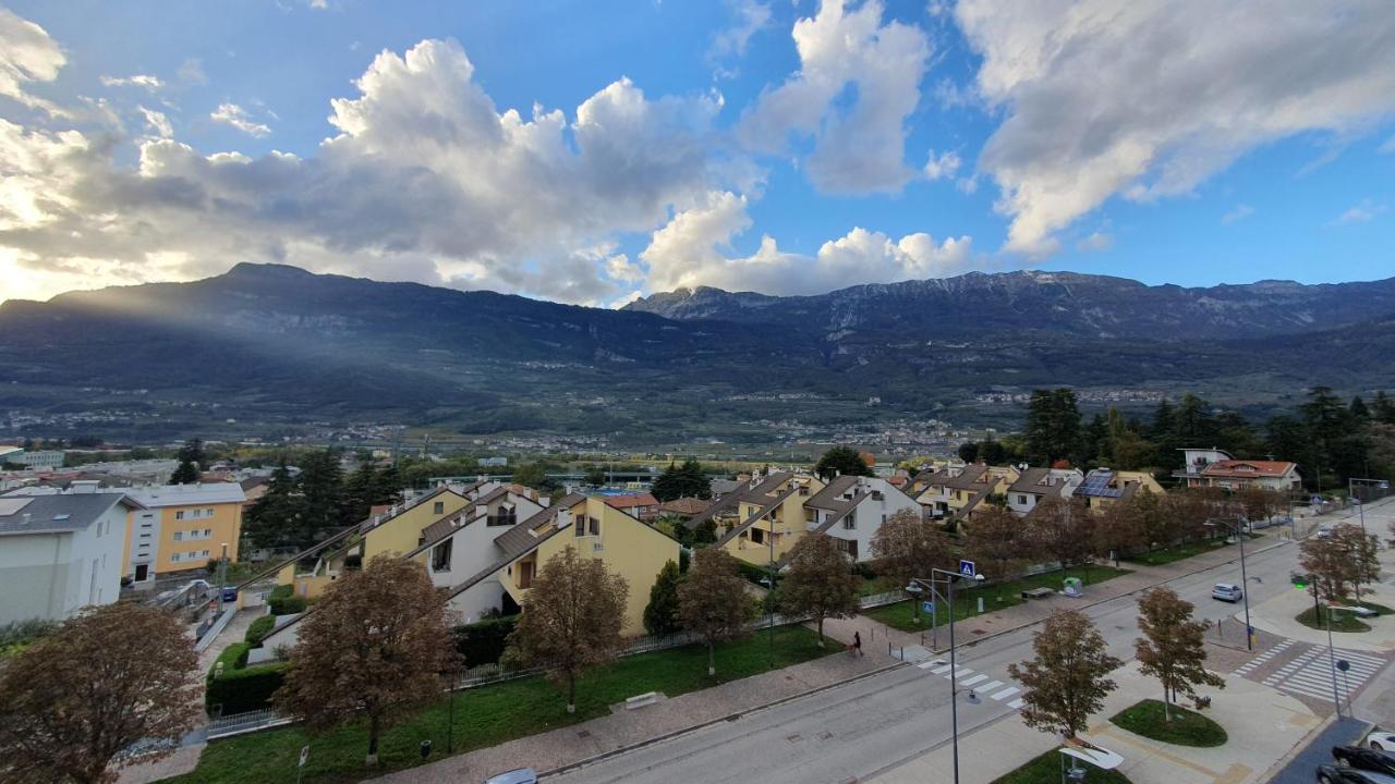 Vista Mozzafiato Sulle Alpi Διαμέρισμα Ροβερέτο Εξωτερικό φωτογραφία
